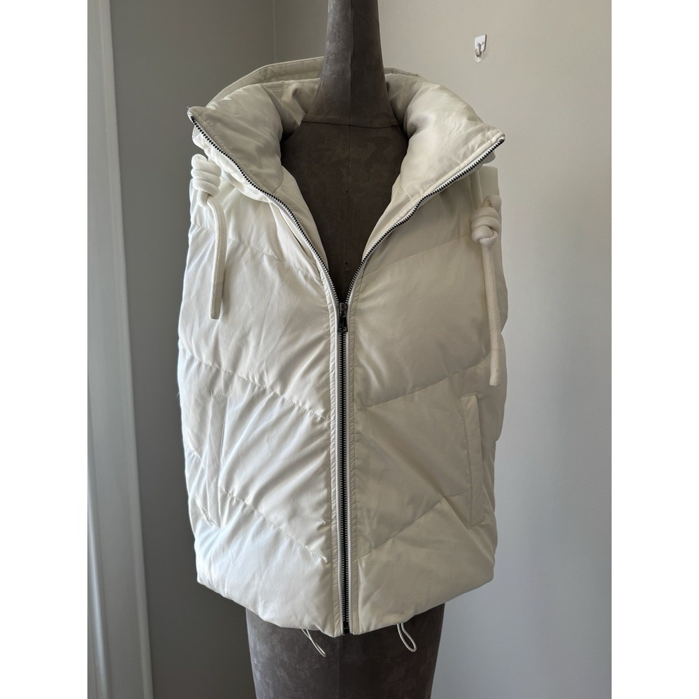 TCEC White Faux Leather Hooded Vest Chevron Quilted - Picture 2 of 14